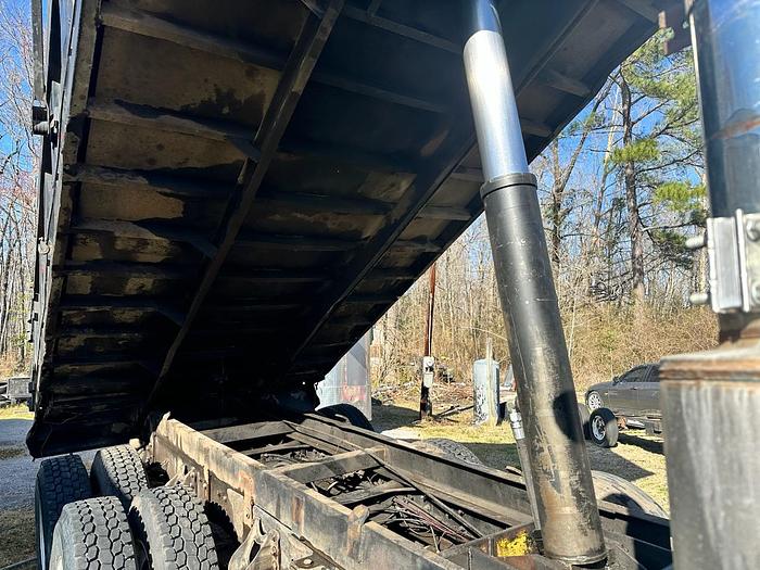 Used 1990 International S8300