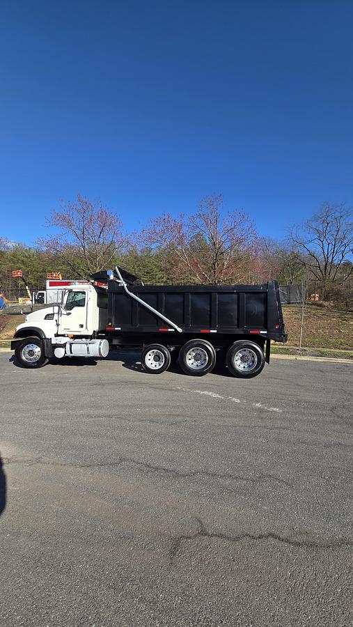 Used 2007 MACK *** ALLISON AUTOMATIC *** CV713 Granite