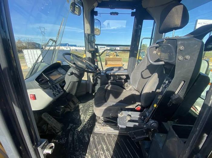 Used 2018 Komatsu WA500-8