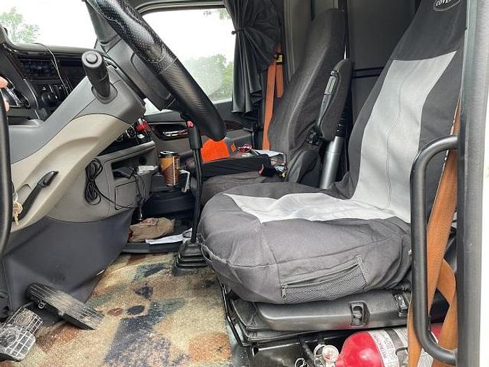 Used 2014 Peterbilt 579 ****Documented Rebuild****