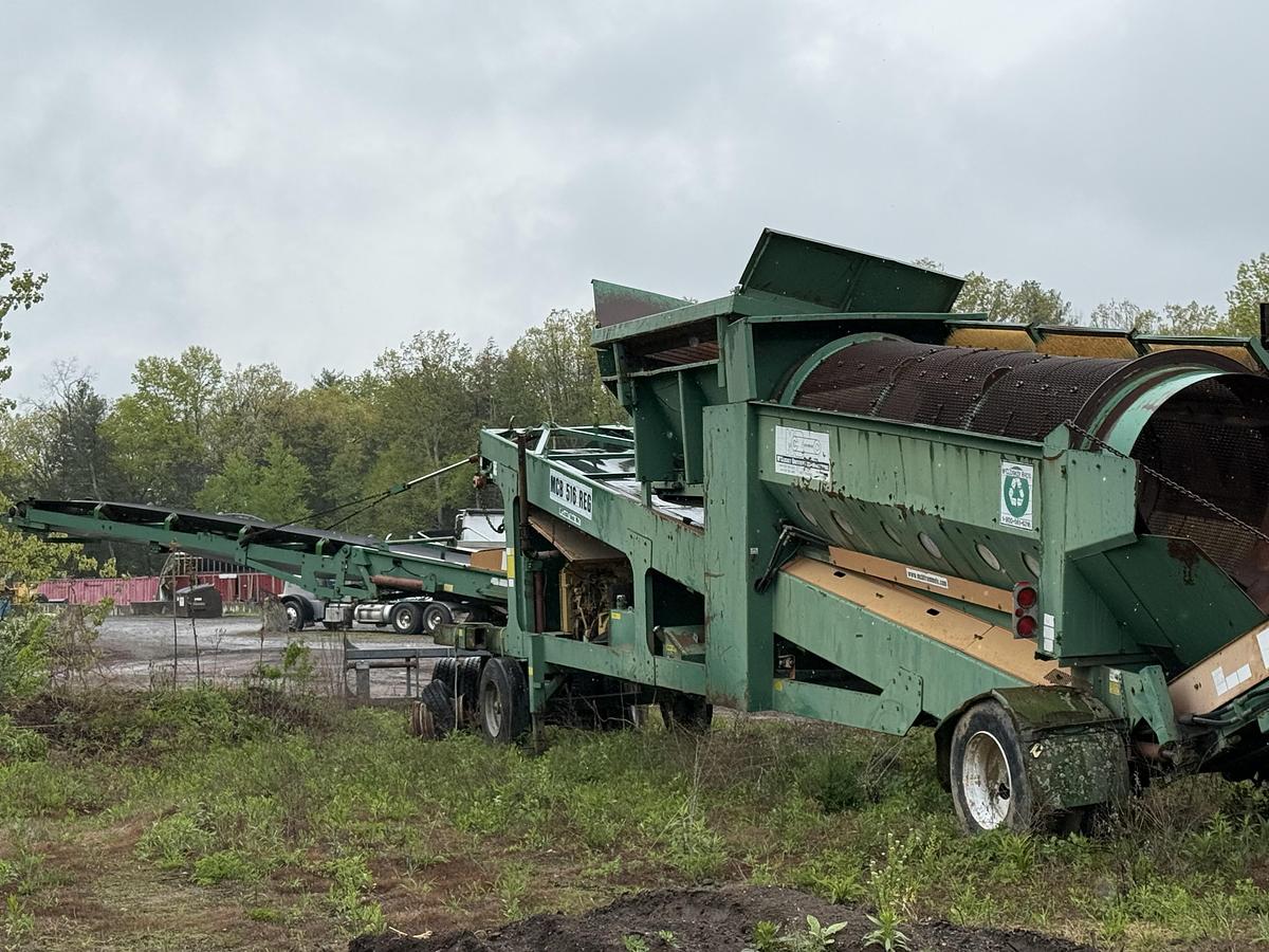 Used 2002 McCloskey  MCB 516