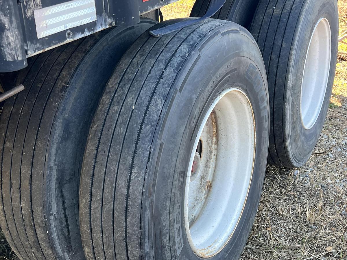 Used 2000 Peerless 45' & 48 X 98" Walking floor