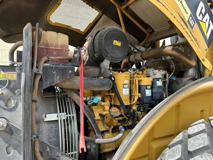 Used 2017 Caterpillar CS54B