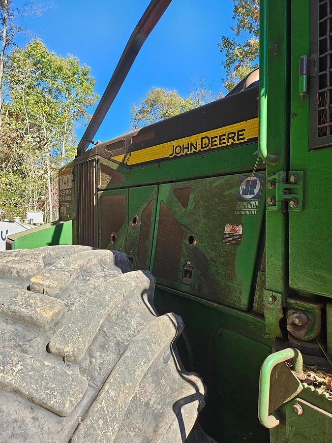 Used 2016 John Deere 843L Fellerbuc