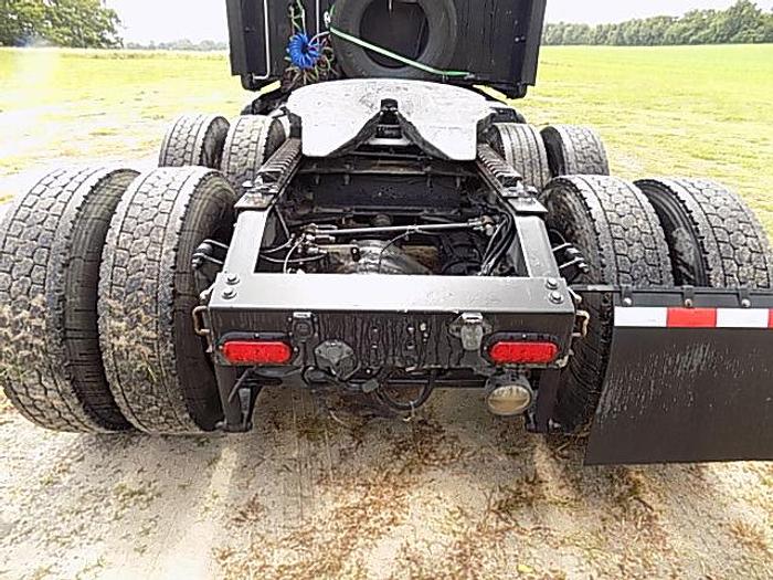 Used 2013 Peterbilt 587 T/A Tractor