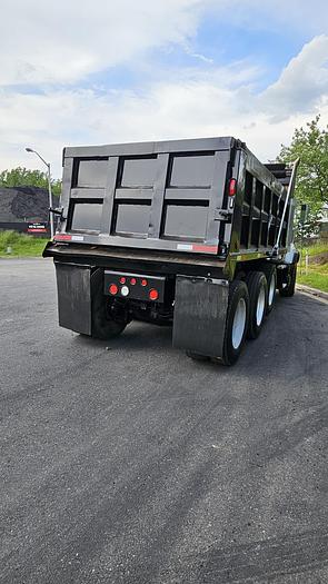 Used 2005 Mack *** ALLISON AUTOMATIC *** CV713 Granite