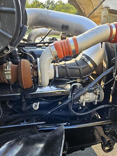 Used 2004   CV713 Granite