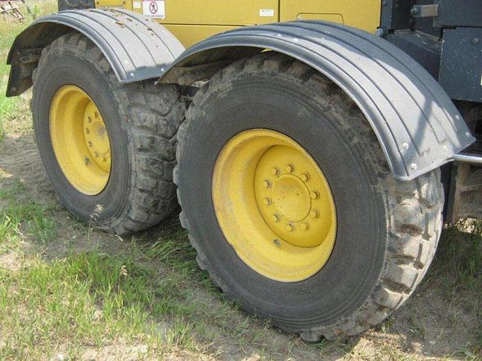 Used 2018 Komatsu GD655-6 Motor Grader