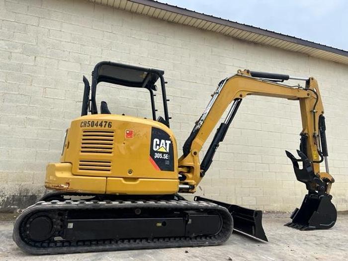 Used 2018 CATERPILLAR 305.5E2