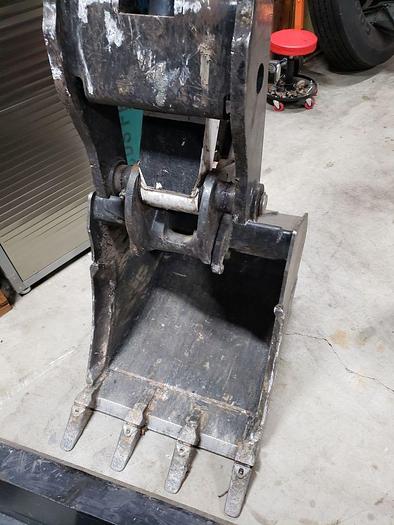 Used 2022 BOBCAT E60R2 Long Arm