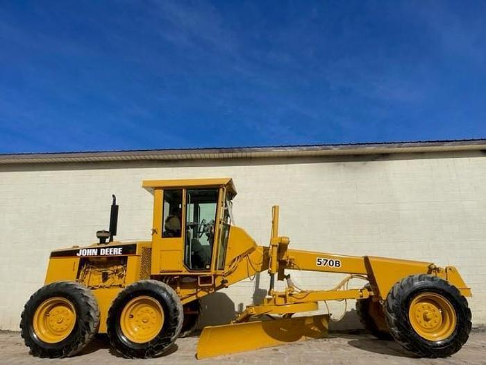 Used 1997 John Deere 570B