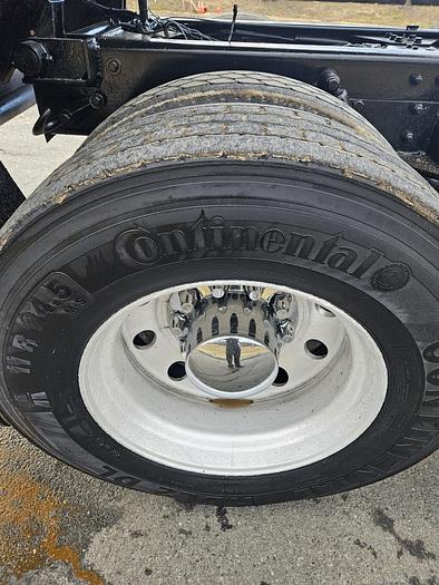 Used 2017 *** ALLISON AUTOMATIC *** Kenworth T880