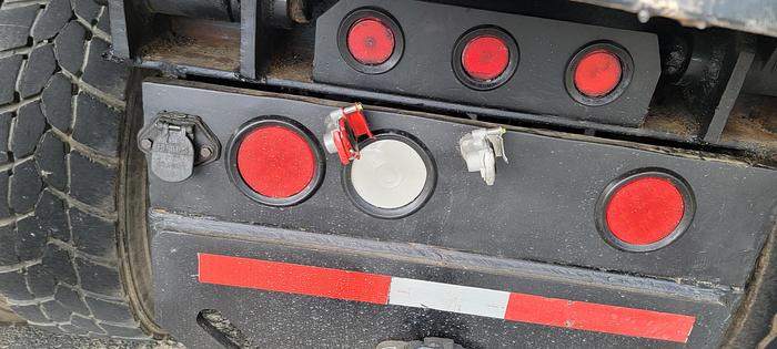 Used 2006 *** ALLISON AUTO *** MACK CV713 Granite