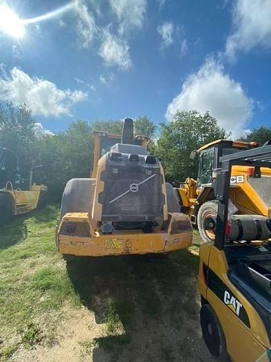 Used 2019 Volvo l60H / with high tip bucket