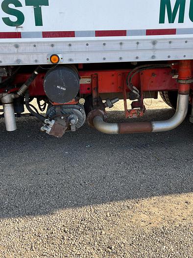 Used 2002 Freightliner FL-80