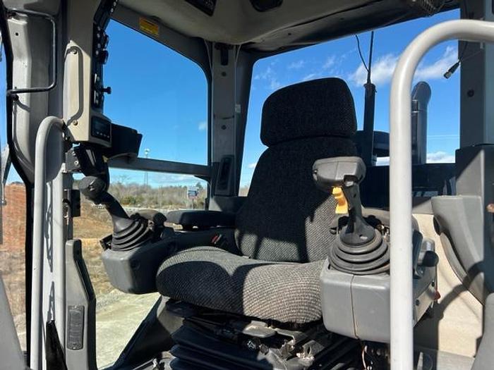 Used 2008 Caterpillar 140M