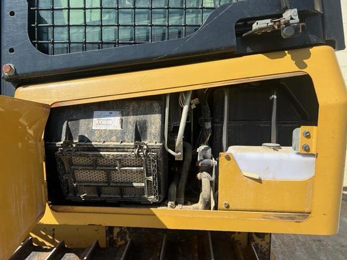 Used 2015 Caterpillar D4K2 LGP