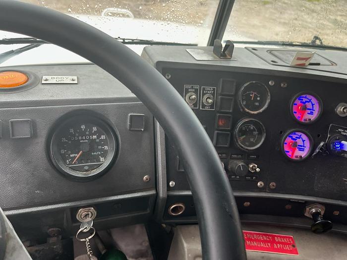 Used 1996 MACK *** Allison Automatic ***  RD688s