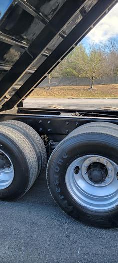 Used 2000 Mack *** Allison Automatic ***  RD688s