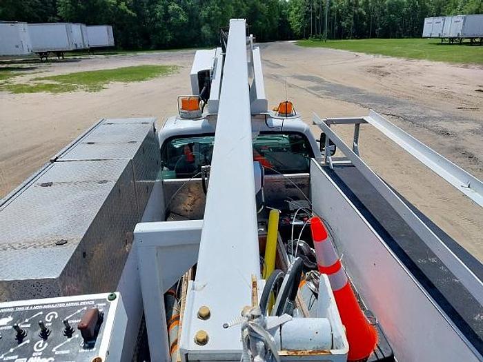 Used 2004 Ford F450 Altec Bucket Truck