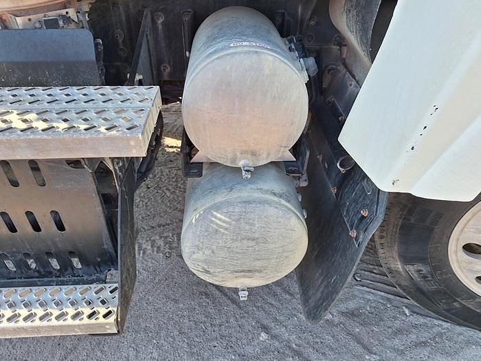 Used 2016 Mack CHU613