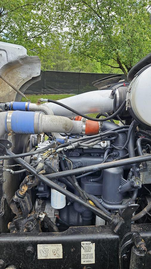 Used 2005 Mack *** ALLISON AUTOMATIC *** CV713 Granite