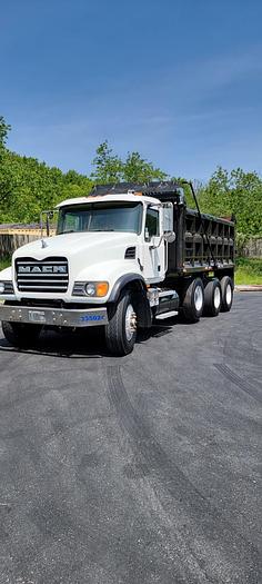 Used 2003 Mack CV713 Granite