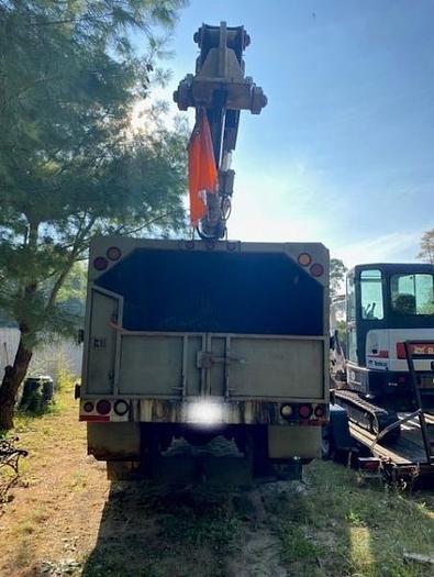 Used 2005 International 4300SBA