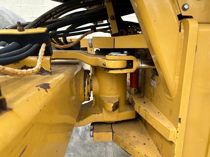 Used 2017 CATERPILLAR CS66B