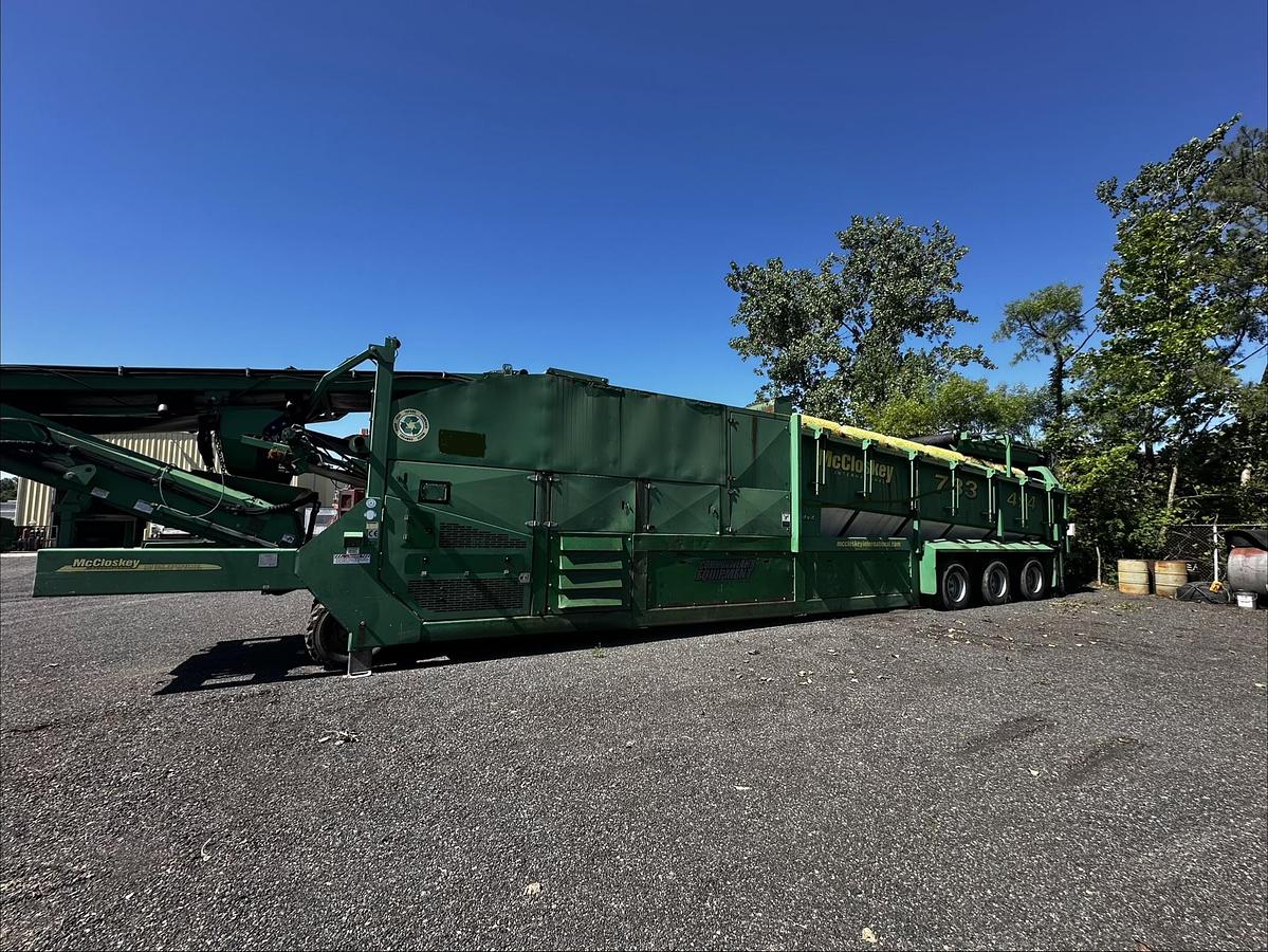 Used McCloskey 733 Trommel