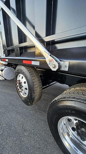 Used 2005 Mack *** ALLISON AUTOMATIC *** CV713 Granite