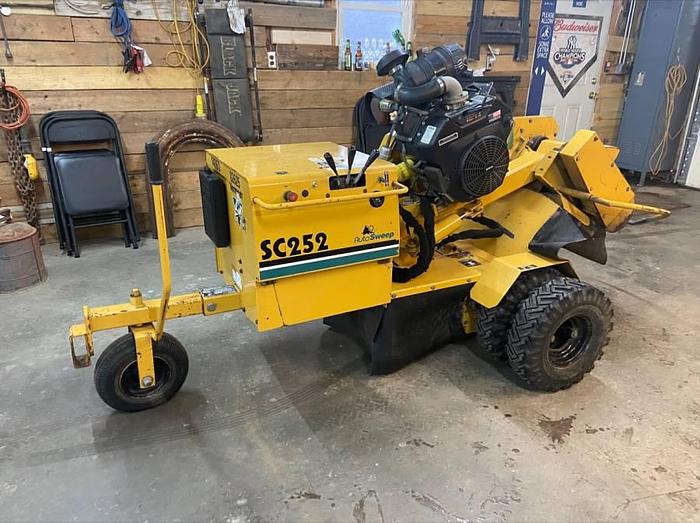 Used 2003 Vermeer SC252