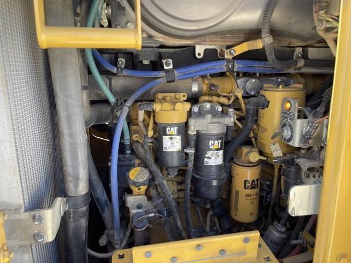 Used 2016 CATERPILLAR 963K