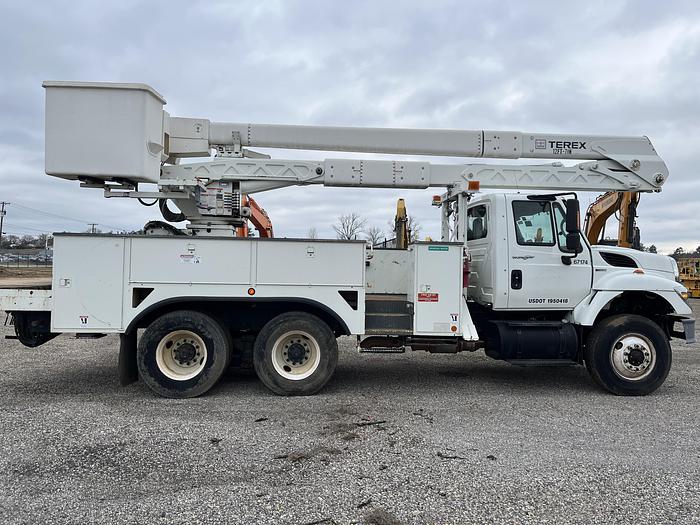 Used 2011 International 7400