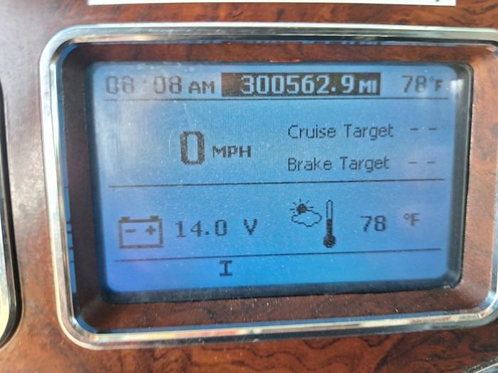 Used 2016 Mack CHU613