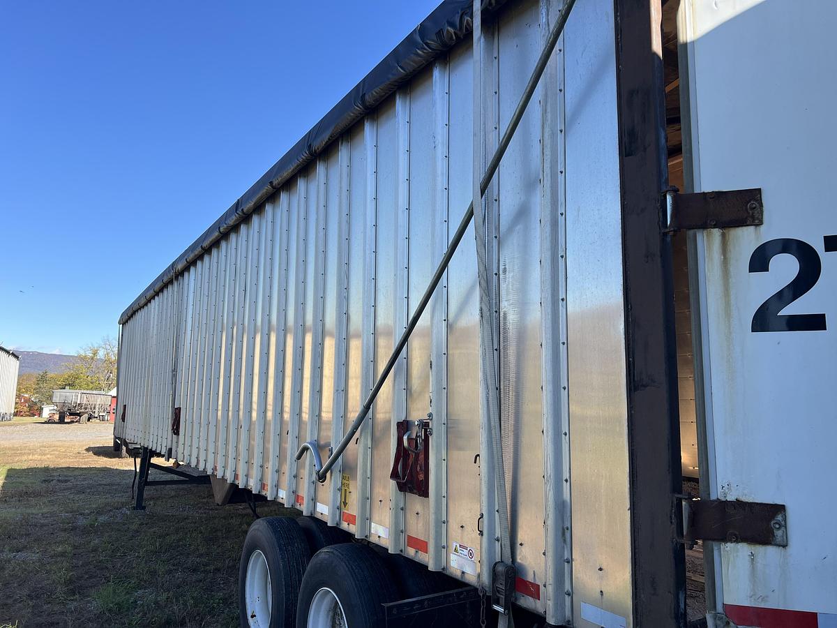 Used 2000 Peerless 45' & 48 X 98" Walking floor