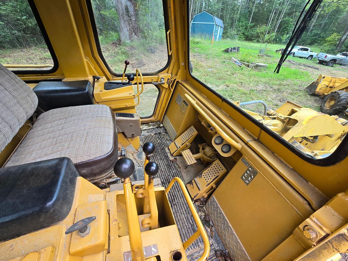 Used 1987 CAT 953