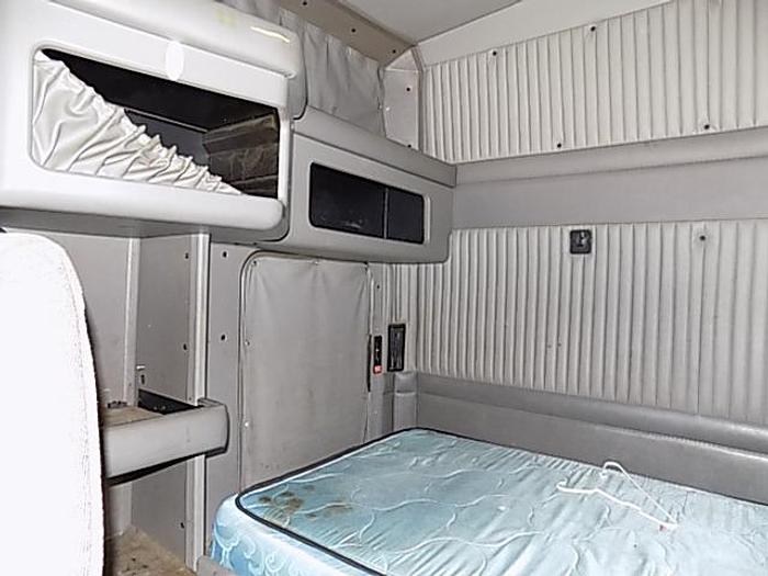 Used 2014 Kenworth T6 Tandem Axle Sleeper