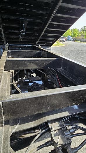 Used 2005 *** ALLISON AUTOMATIC *** Mack CV713 Granite