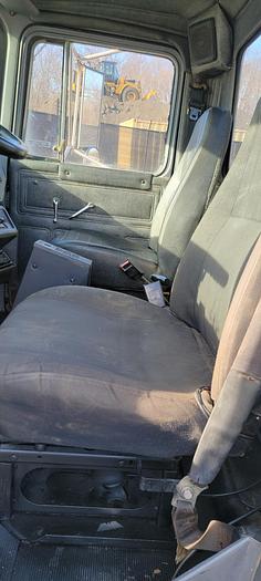 Used 2000 Mack *** Allison Automatic ***  RD688s