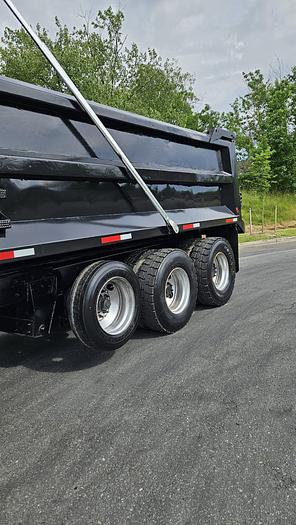 Used 2003  Mack *** ALLISON AUTOMATIC *** CV713 Granite