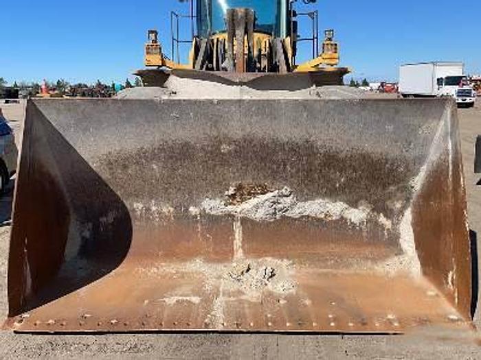 Used 2008 Volvo L220F