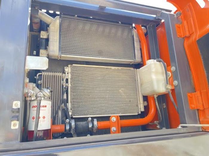 Used 2017 Doosan DX225LC