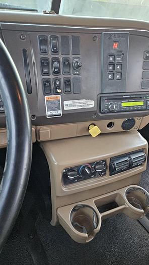 Used 2007 *** ALLISON AUTO *** MACK CV713 Granite