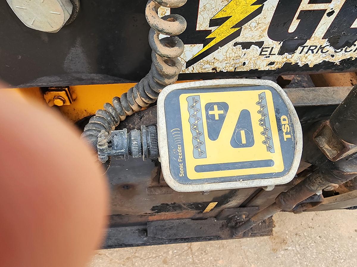 Used 2006 LeeBoy L8515R