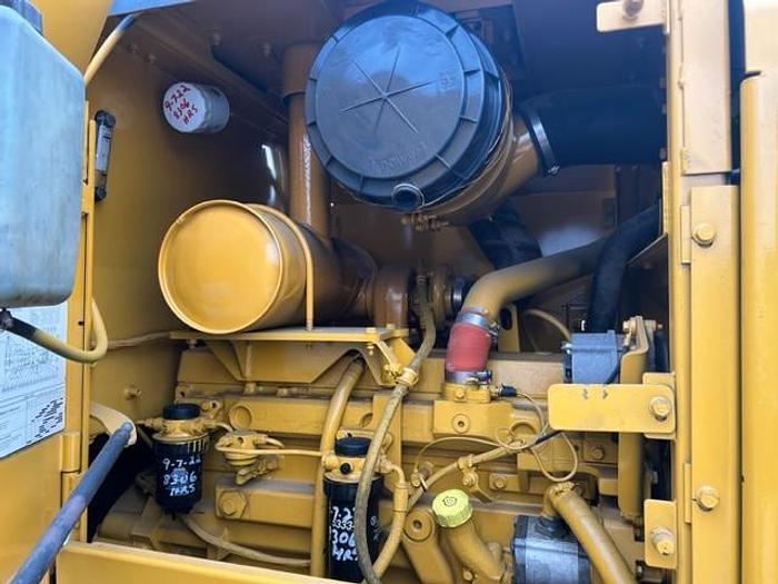 Used 2004 John Deere 544J