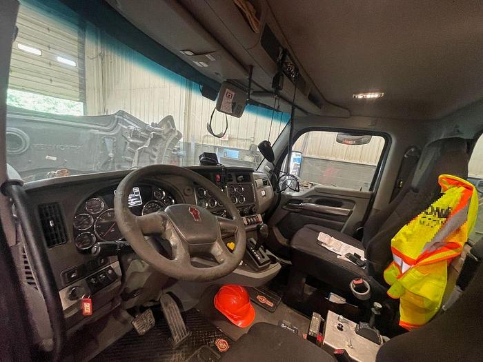 Used 2015 *** ALLISON  AUTOMATIC *** Kenworth T880