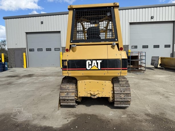 2002 Caterpillar D3G Xl