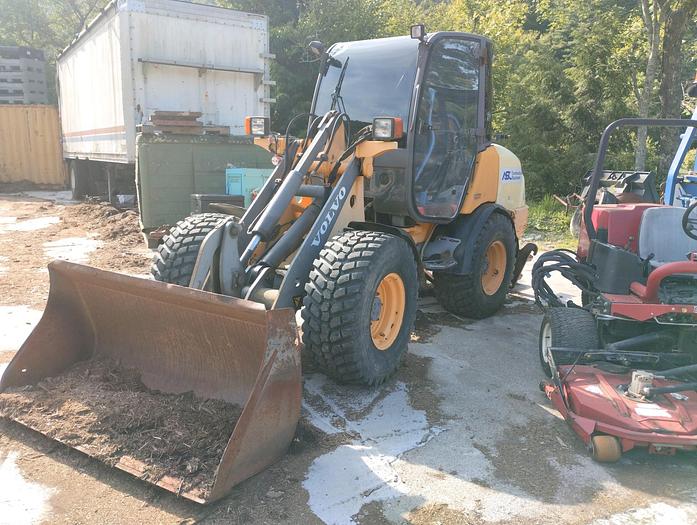 Used 2000 Volvo D20L PART Machine