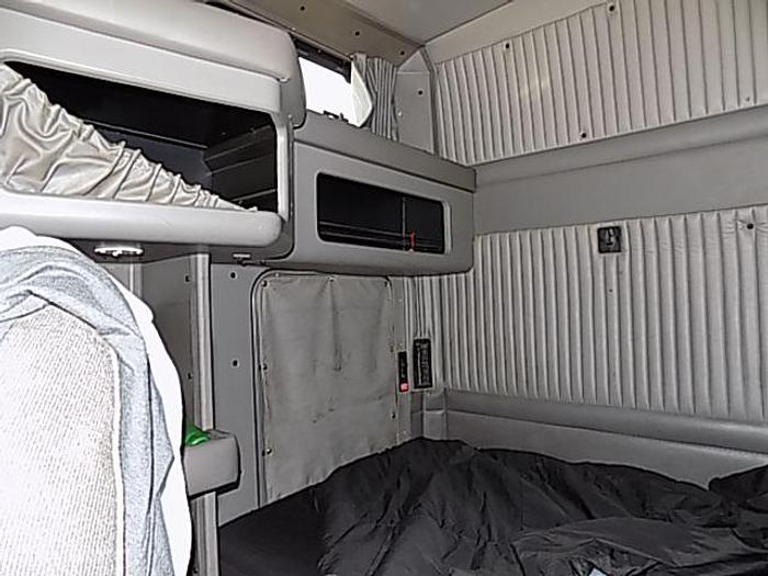 Used 2014 Kenworth T6 Tandem Axle Sleeper